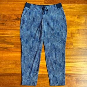 Athleta cropped pants